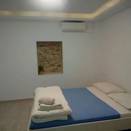 Stone House With Roof-top Terrace Sea At 10 Meters *