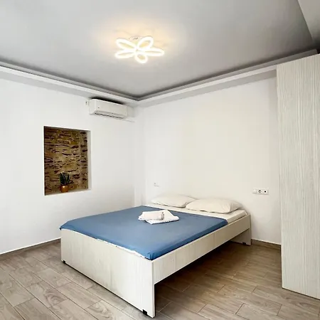 Stone House With Roof-top Terrace Sea At 10 Meters Bali (Crete)