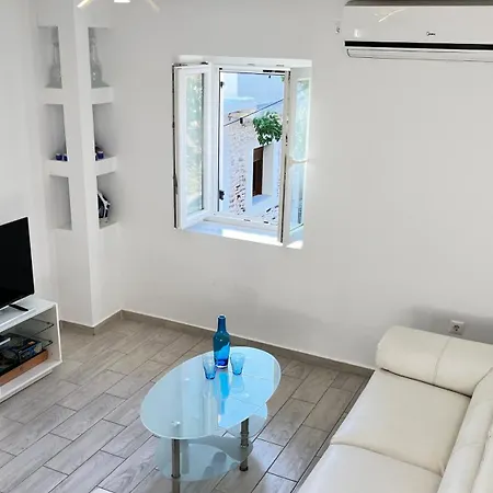 Stone House With Roof-top Terrace Sea At 10 Meters Tatil Evi