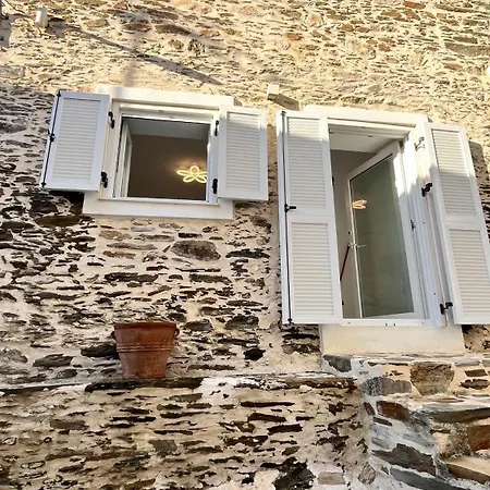 Stone House With Roof-top Terrace Sea At 10 Meters * Bali (Crete)